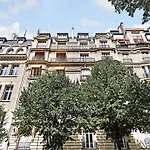 Chic & Spacious 2Bdr 4P - Av Suffren Tour Eiffel